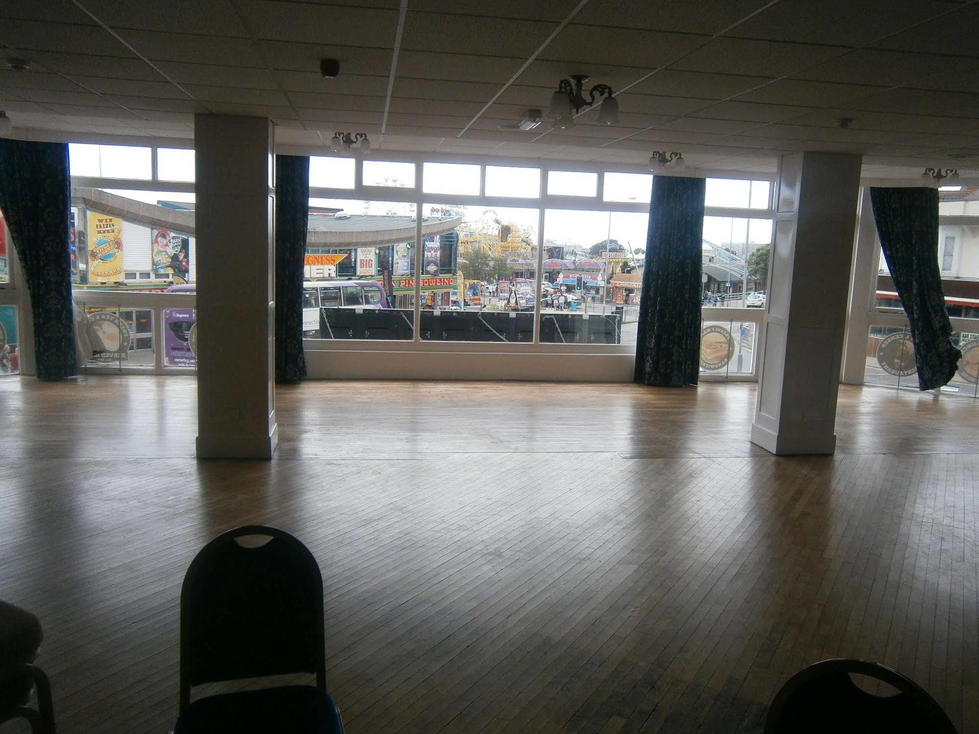 Oyo Grosvenor House Hotel Skegness Eksteriør billede
